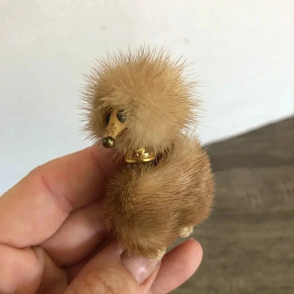 Vtg Handcrafted  Fur Poodle Brooch - Picture 6 of 8